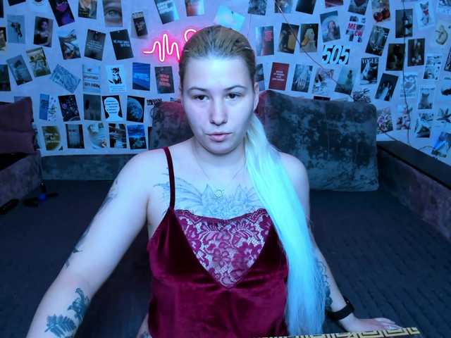 Ulya11Cutex's BongaCams show and profile