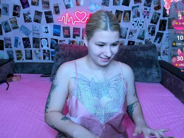 Ulya11Cutex's BongaCams show and profile