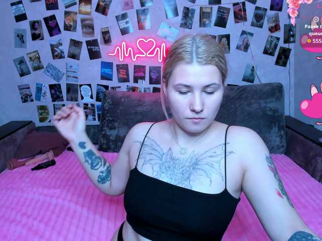 Ulya11Cutex's BongaCams show and profile