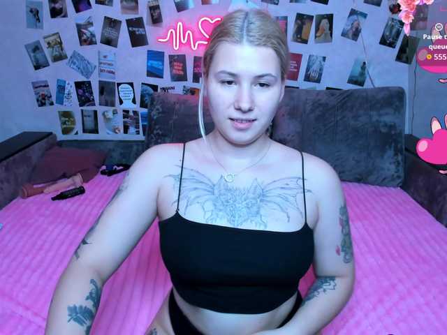 Ulya11Cutex's BongaCams show and profile