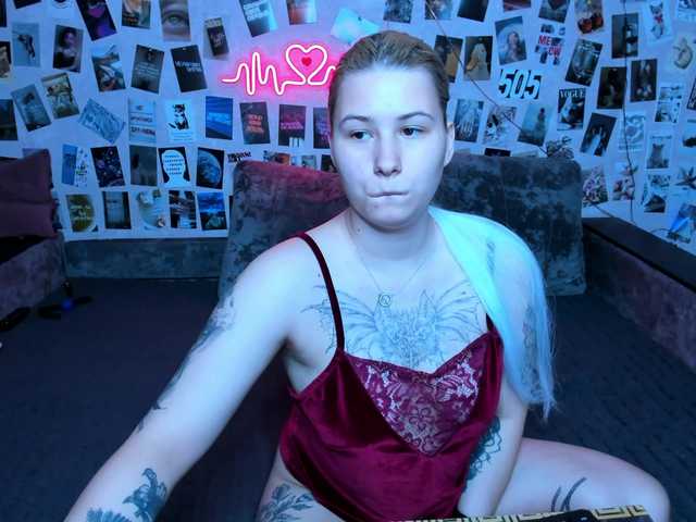 Ulya11Cutex's BongaCams show and profile