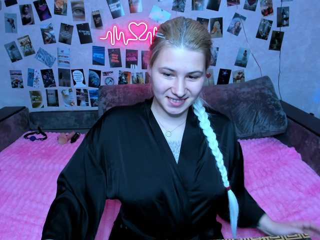 Ulya11Cutex's BongaCams show and profile