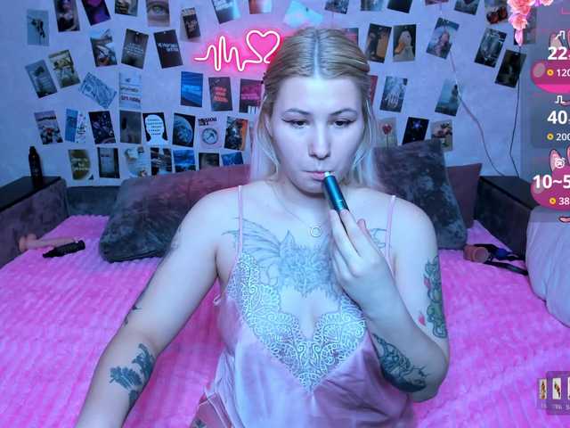 Ulya11Cutex's BongaCams show and profile