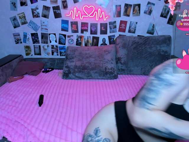 Ulya11Cutex's BongaCams show and profile