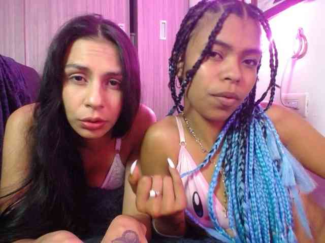 SweetAndSavage webcam