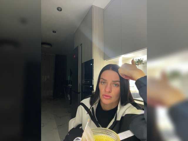 Rich23232323's BongaCams show and profile