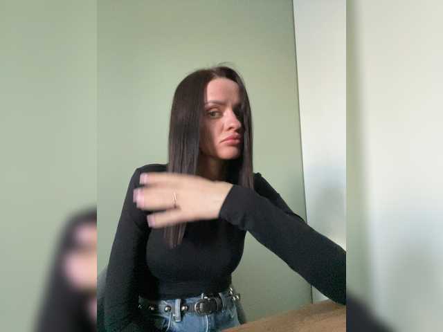 Rich23232323's BongaCams show and profile