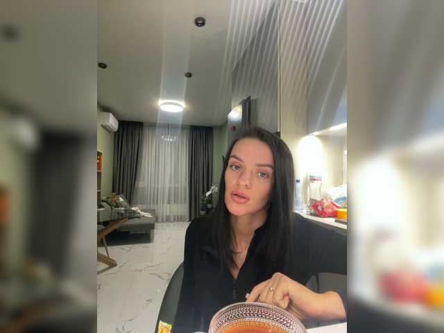 Rich23232323's BongaCams show and profile