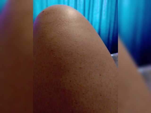 Eva-4's BongaCams show and profile