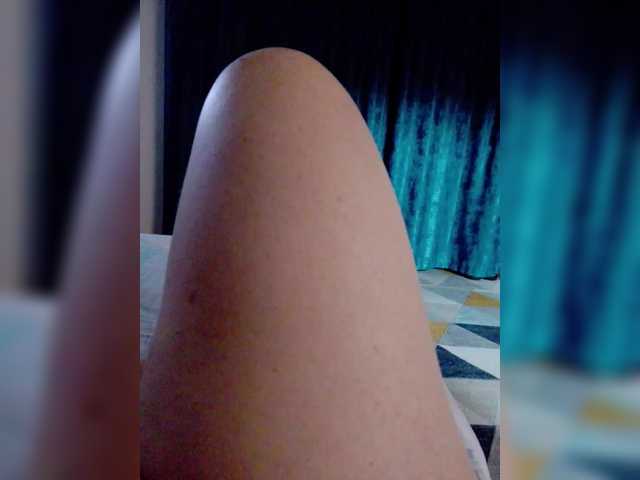 Eva-4's BongaCams show and profile