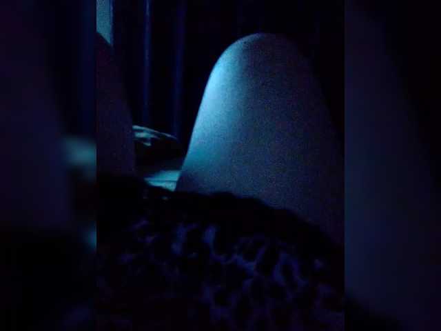 Eva-4's BongaCams show and profile