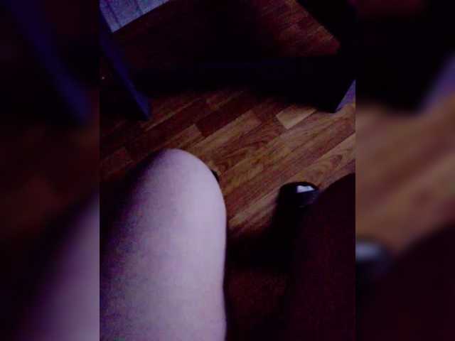 Eva-4's BongaCams show and profile