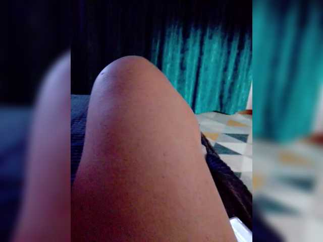 Eva-4's BongaCams show and profile