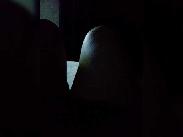 Eva-4's BongaCams show and profile