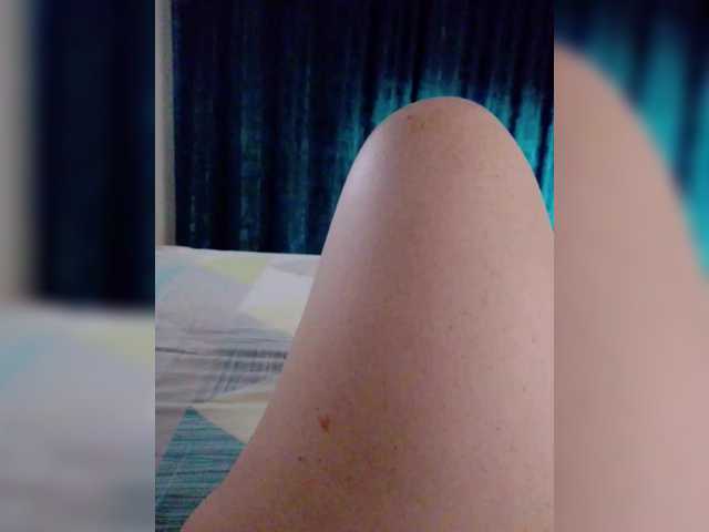 Eva-4's BongaCams show and profile