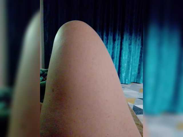 Eva-4's BongaCams show and profile