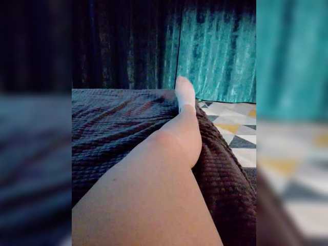 Eva-4's BongaCams show and profile