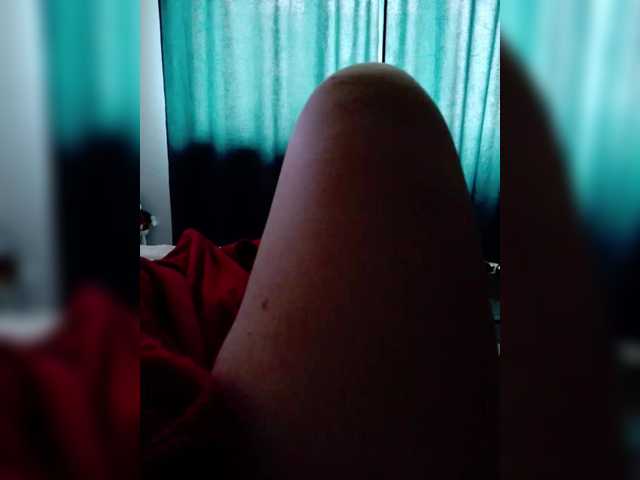 Eva-4's BongaCams show and profile