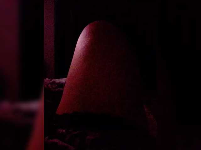 Eva-4's BongaCams show and profile