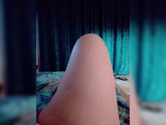 Eva-4's BongaCams show and profile