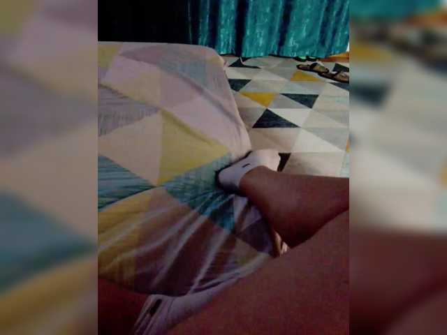 Eva-4's BongaCams show and profile