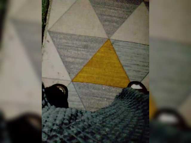 Eva-4's BongaCams show and profile