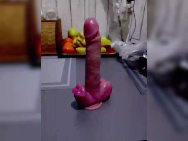 Eva-4's BongaCams show and profile