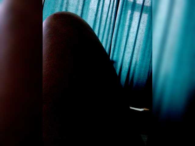 Eva-4's BongaCams show and profile