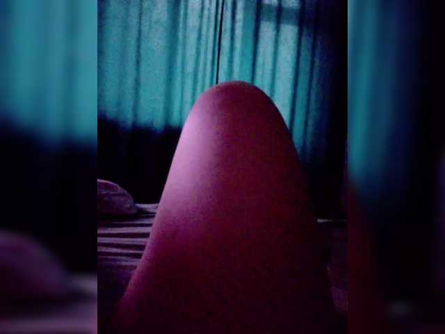 Eva-4's BongaCams show and profile