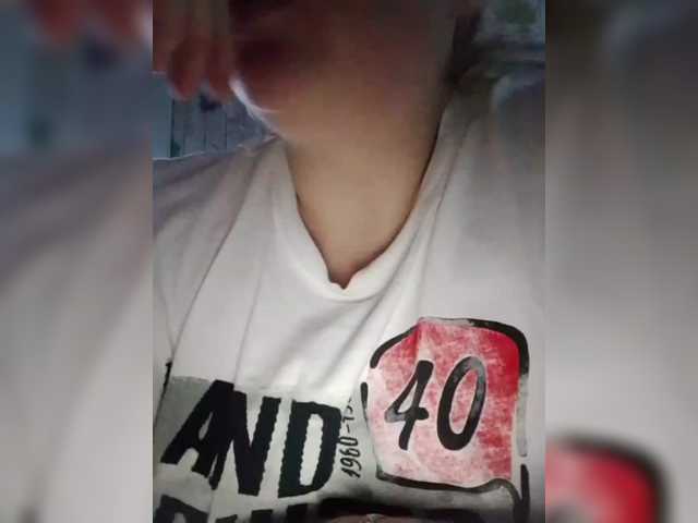 Eva-4's BongaCams show and profile