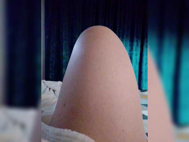 Eva-4's BongaCams show and profile