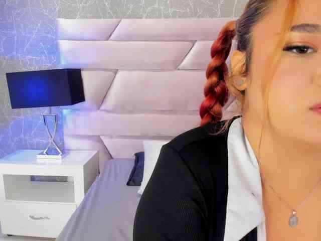 SummerRose Live Webcam on BongaCams