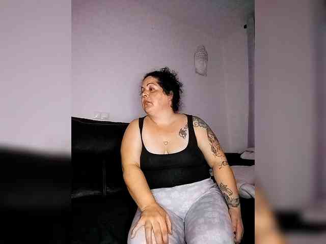 morenoymorenaa webcam