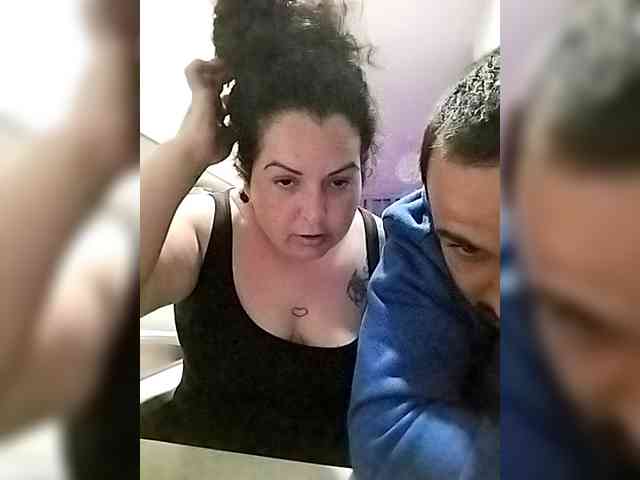 morenoymorenaa webcam