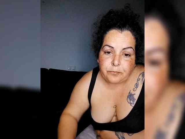 morenoymorenaa webcam