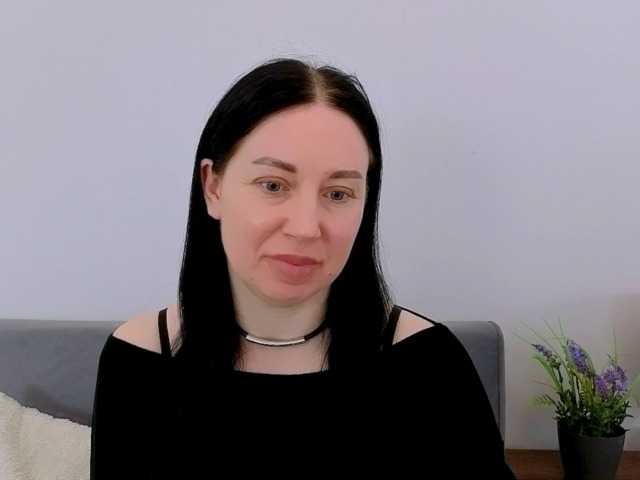 MiaFoxy's BongaCams show and profile