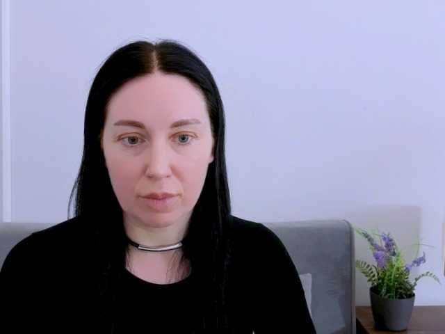 MiaFoxy's BongaCams show and profile