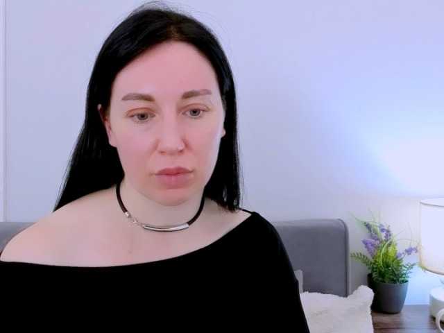 MiaFoxy's BongaCams show and profile