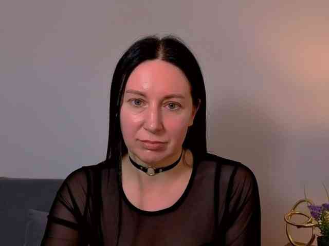 MiaFoxy Live Webcam on BongaCams