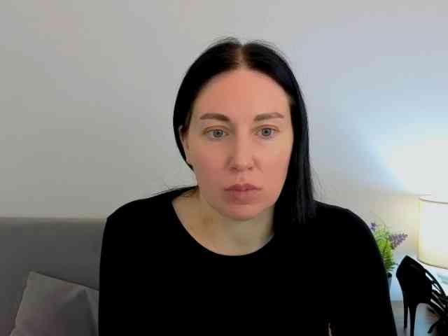 MiaFoxy Live Webcam on BongaCams