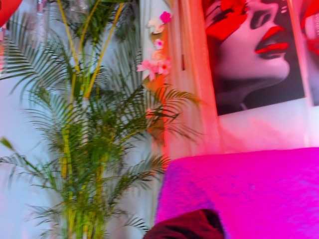 CandyBlade-Duo's BongaCams show and profile