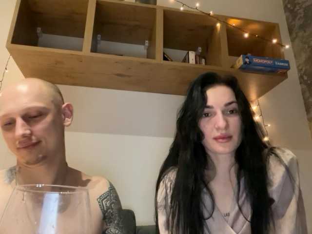 BestFriendsSex broadcasting live