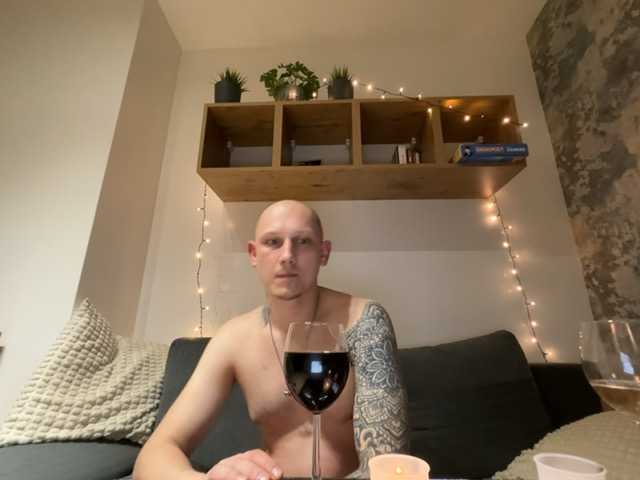 BestFriendsSex broadcasting live