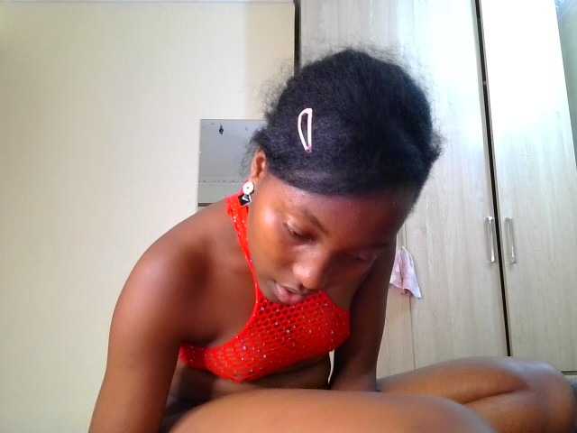 Brownchickebony's BongaCams show and profile