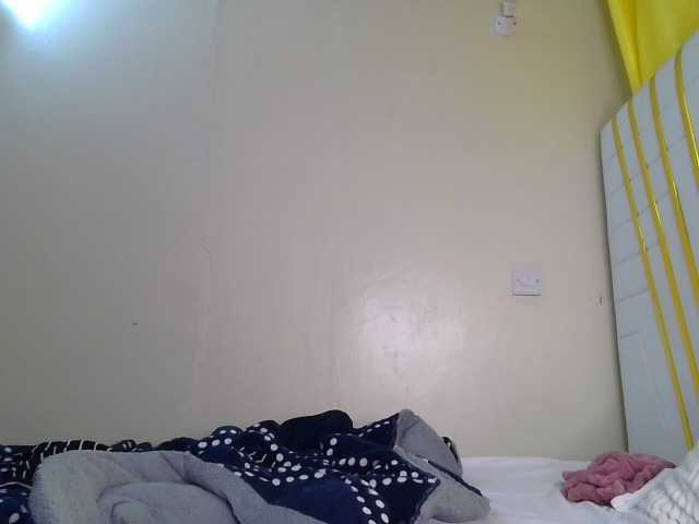 Brownchickebony's BongaCams show and profile