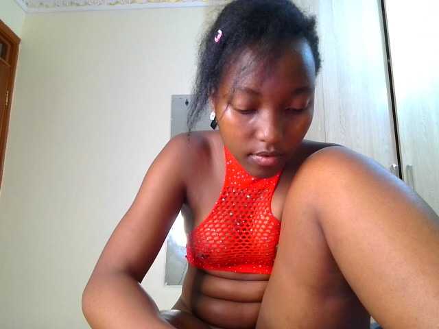 Brownchickebony's BongaCams show and profile