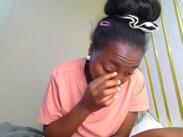 Brownchickebony's BongaCams show and profile