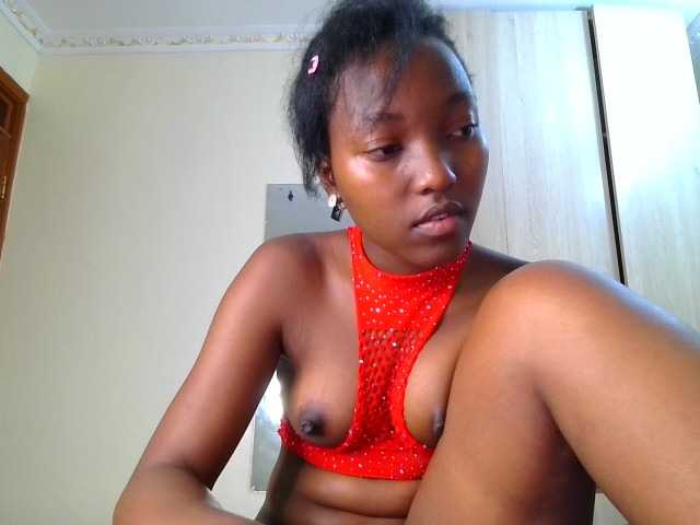 Brownchickebony's BongaCams show and profile