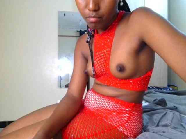 Brownchickebony webcam