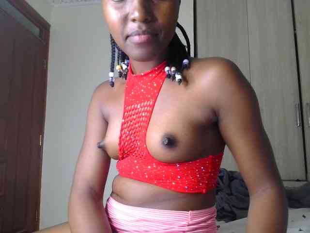 Brownchickebony webcam